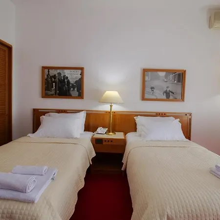 Chateau Linza 4* Tirana