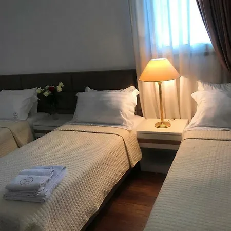 Chateau Linza Hotel 4*