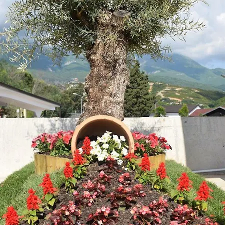 Chateau Linza