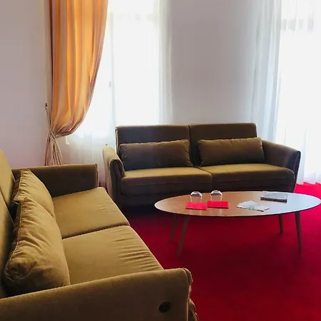 Hotel Chateau Linza 4*
